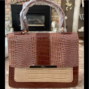 Sei brown/beige faux leather crocodile pattern purse, brand new, 10.5x8.5x4 in